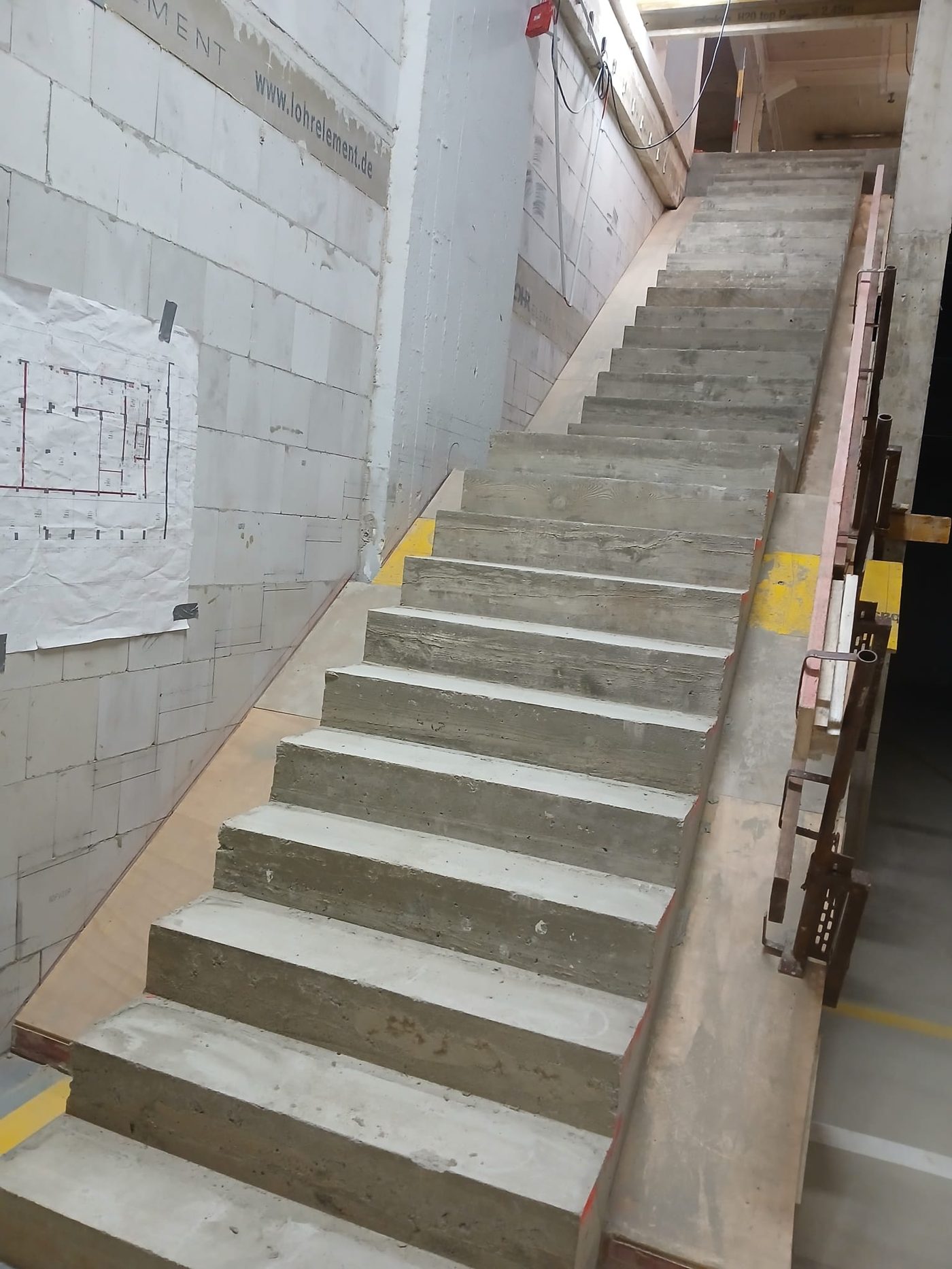 Escalier avec revêtement antidérapant