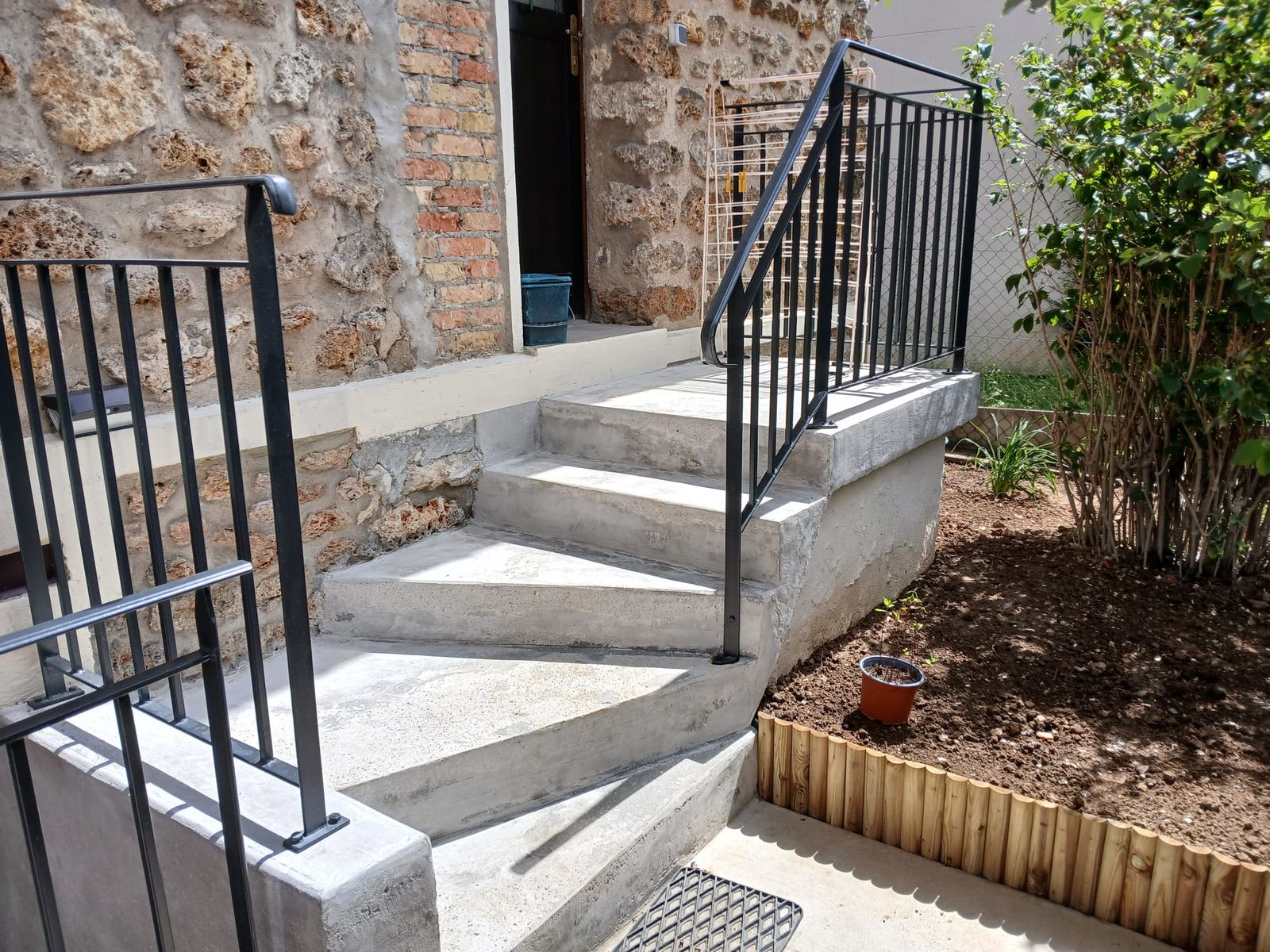 Maison individuelle — finition extérieure